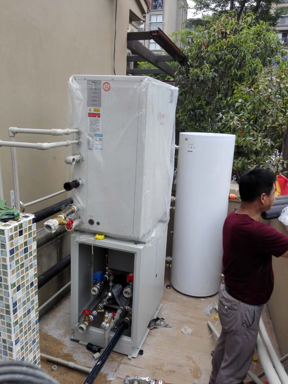 地源热泵生活热水完美替代了电热水器 地源热泵生活热水完美替代了电热水器